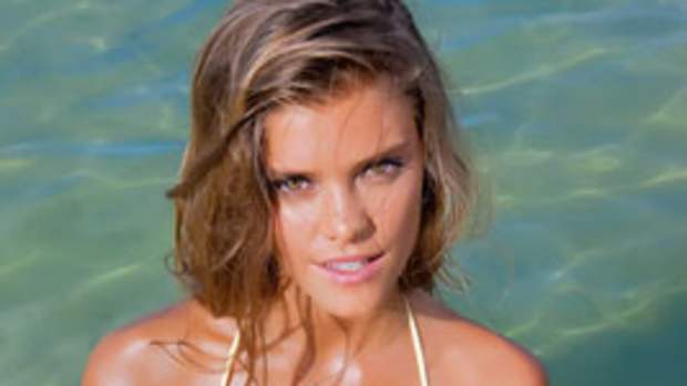 nina-agdal-10.jpg